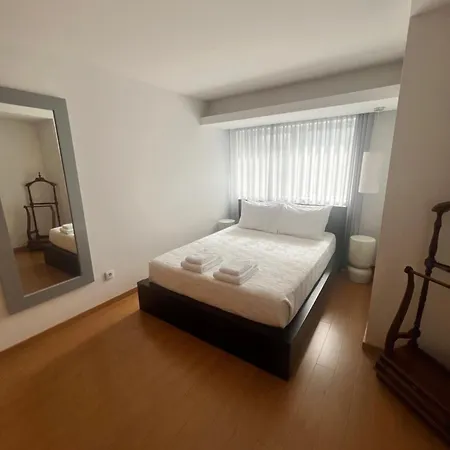 Apartament Maestro *